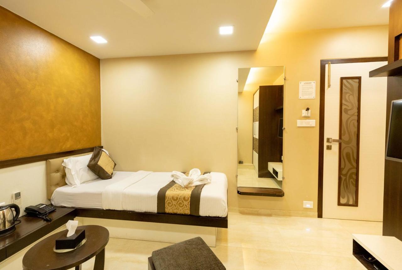 Colaba Suites - Near Taj Hotel, Bombay Extérieur photo